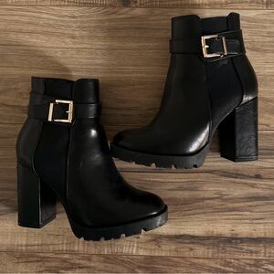 Wide Fit Heeled Boots